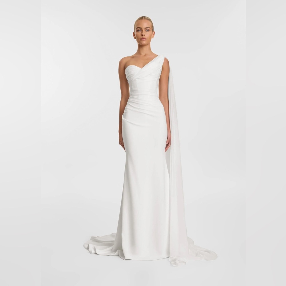 KYHA Elm Wedding Dress - Elegant One-Shoulder White Gown